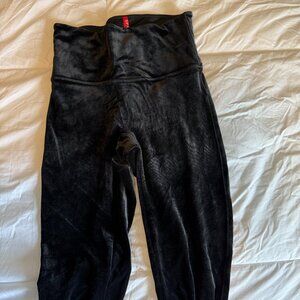 SPANX Velvet Leggings